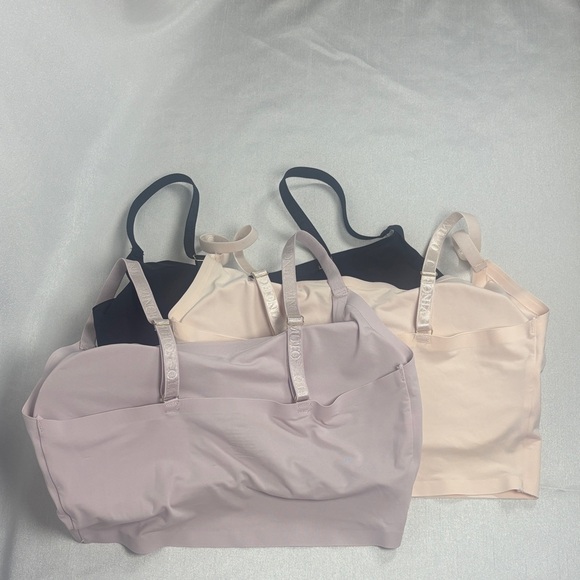 Vince Camuto Women's Bandeau - Black, Pink, Cream - Picture 4 of 5